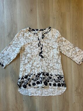 Orvis Cream and Black Floral Beach Linen Tunic